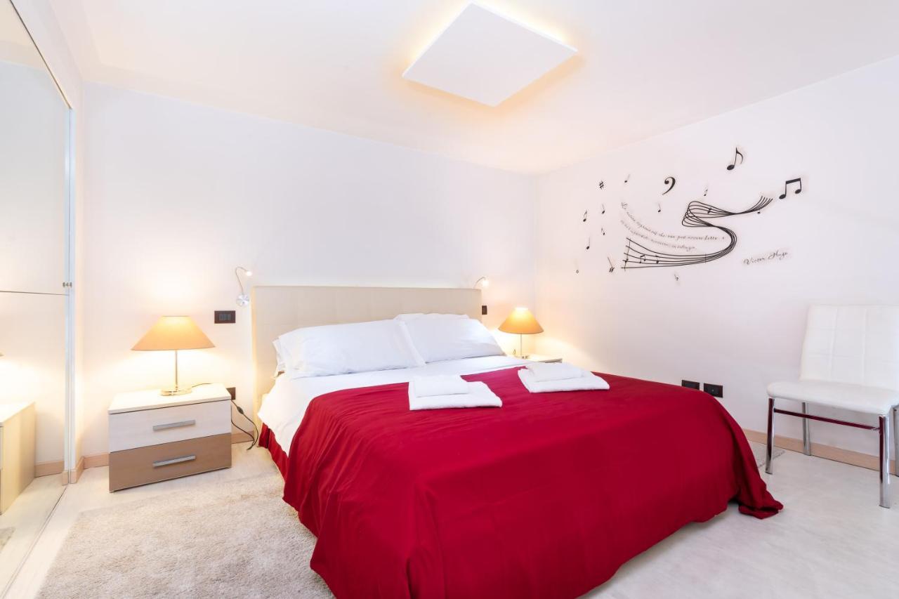 Romeo And Juliet Apartments เวโรนา ภายนอก รูปภาพ
