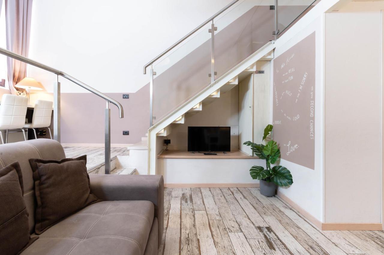 Romeo And Juliet Apartments เวโรนา ภายนอก รูปภาพ