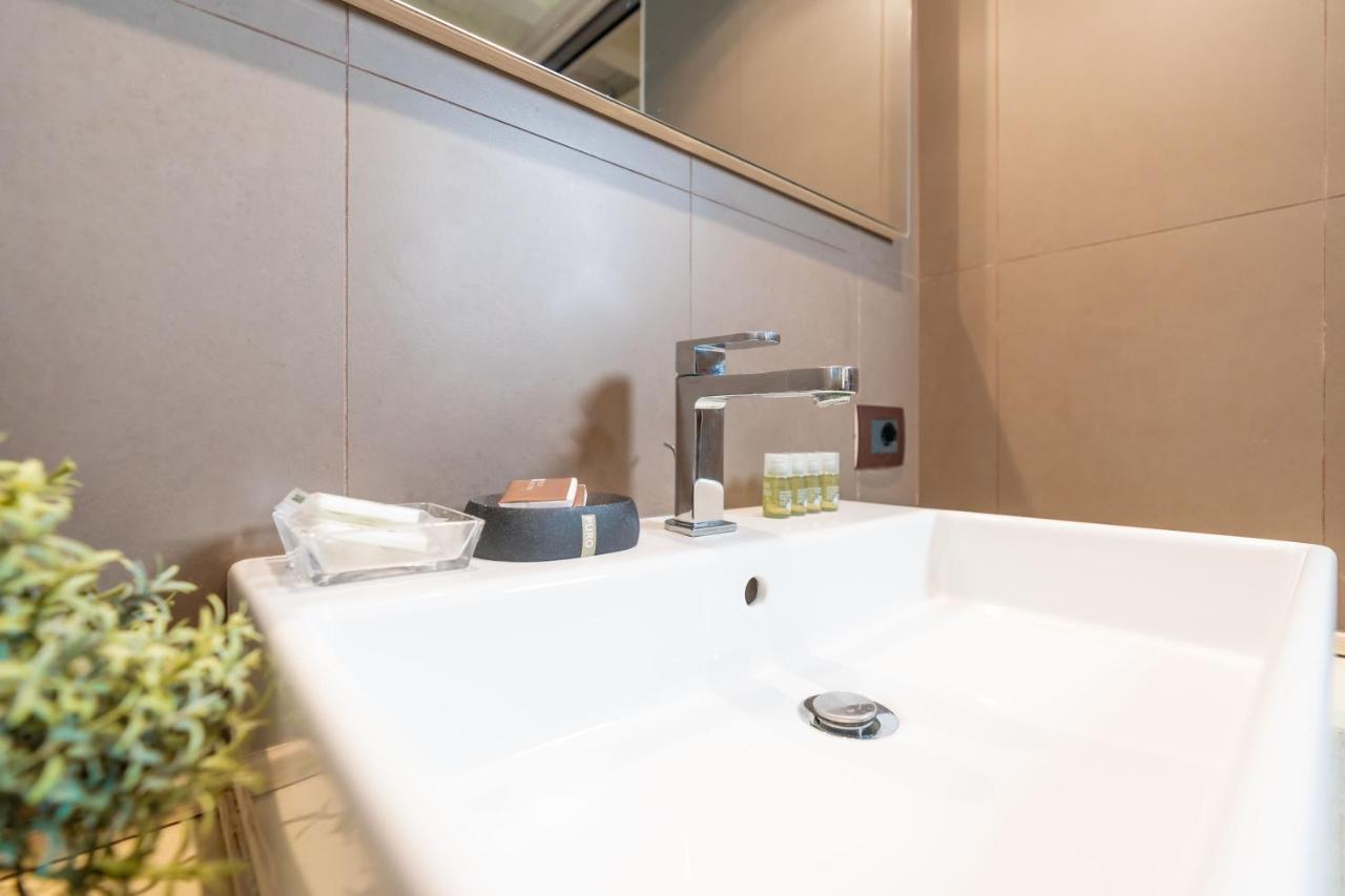 Romeo And Juliet Apartments เวโรนา ภายนอก รูปภาพ